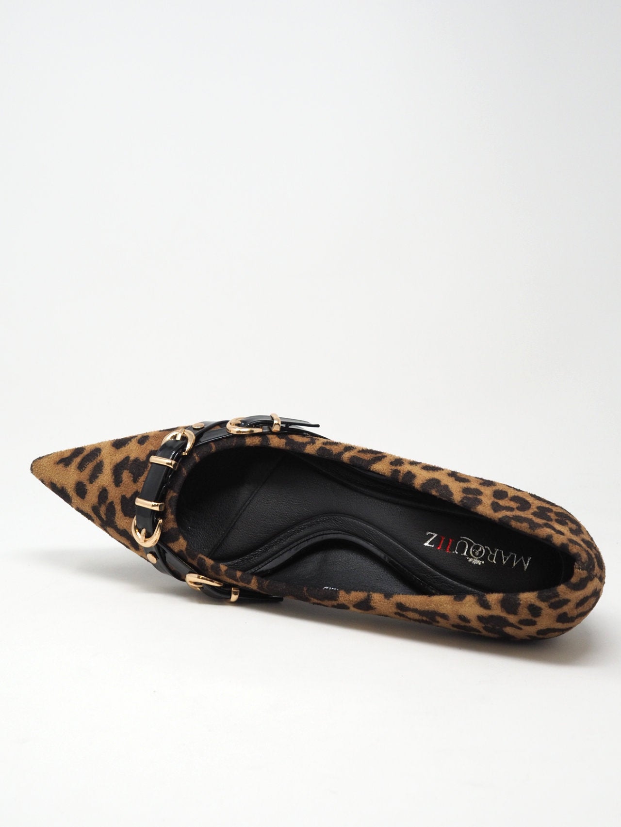 Décolleté con tacchetto