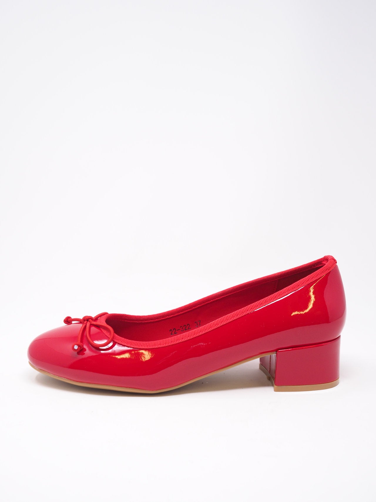 Ballerine lucide con fiocchetto