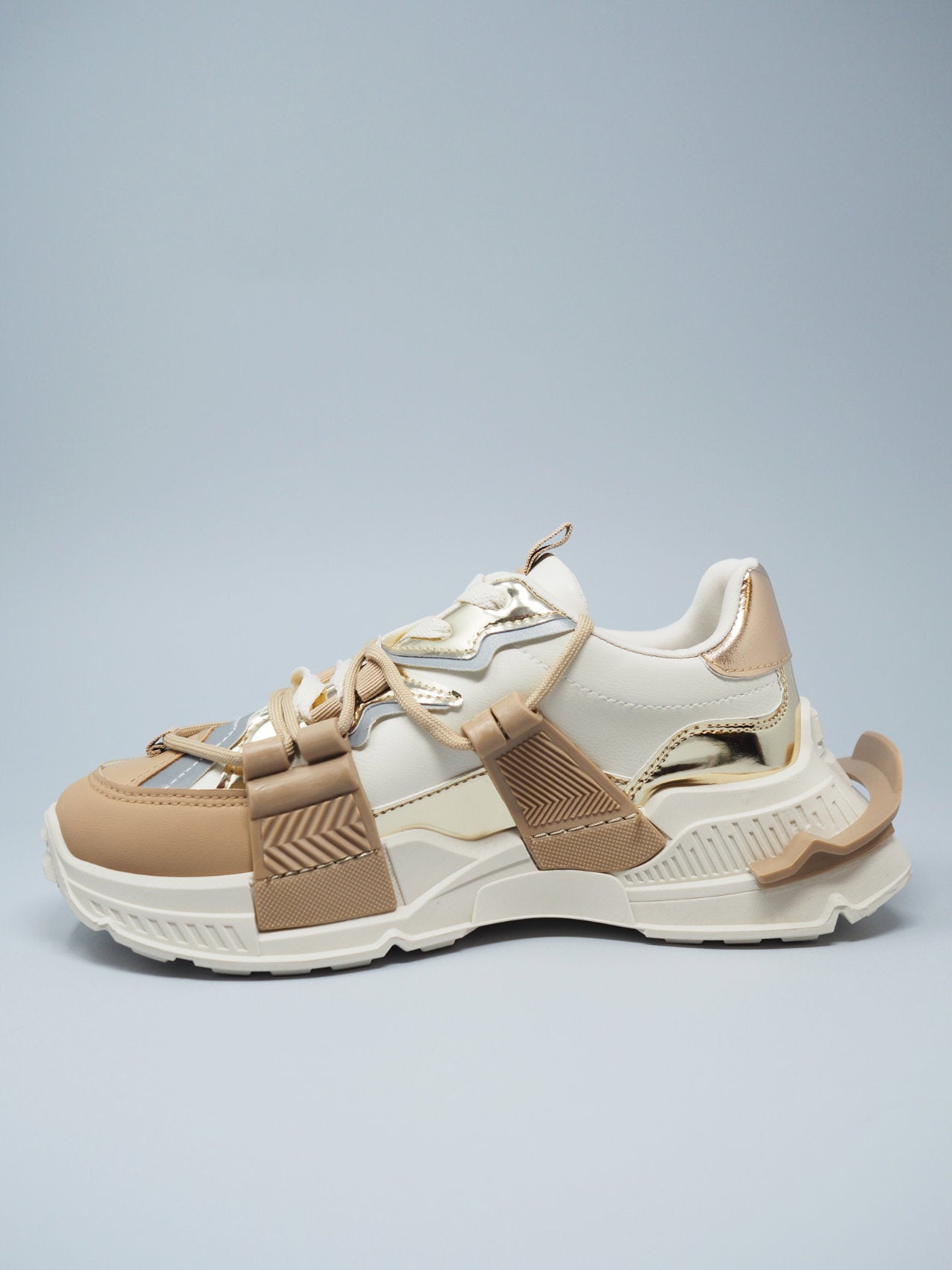 Sneakers con para e lacci doppi