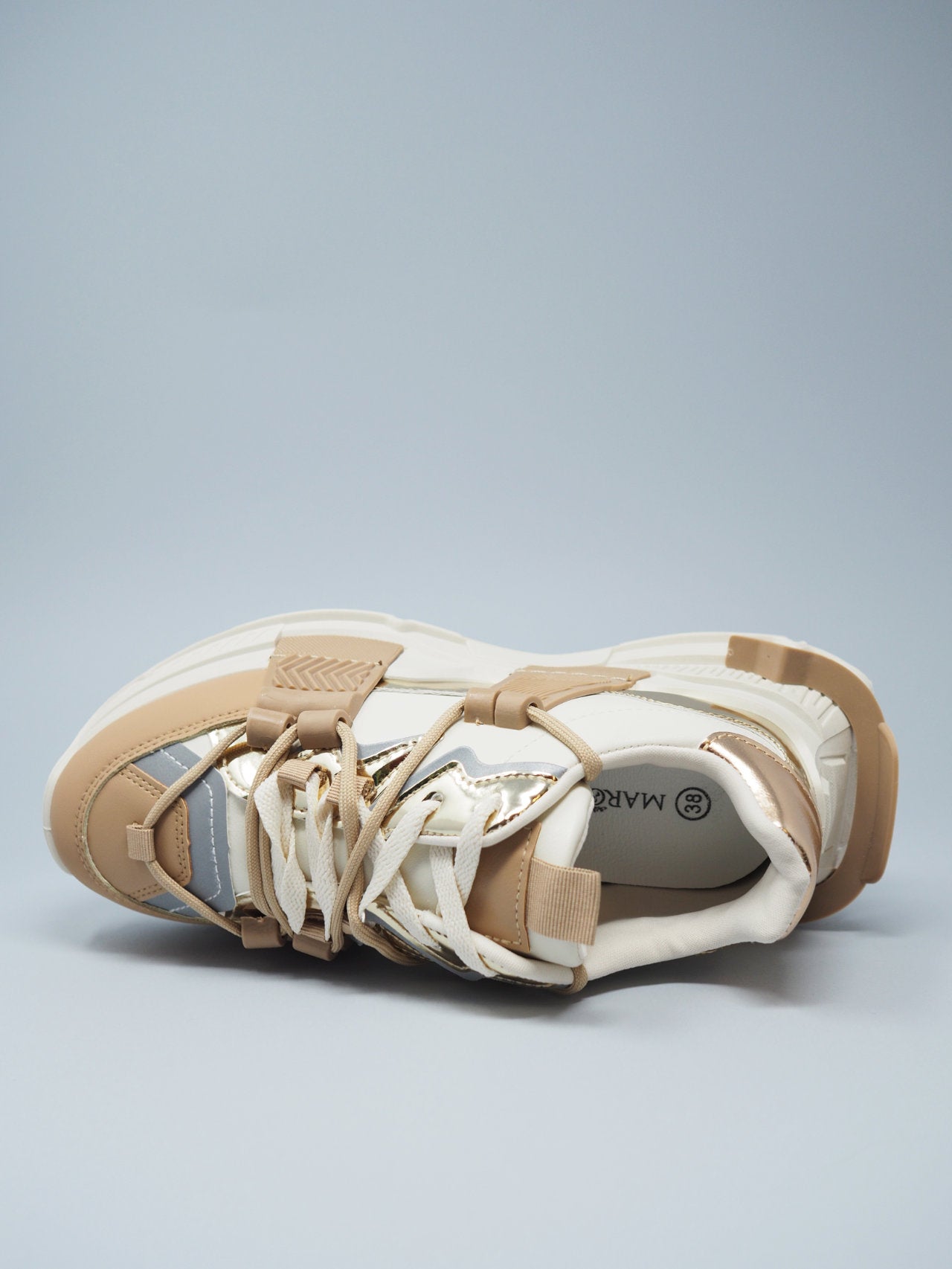 Sneakers con para e lacci doppi