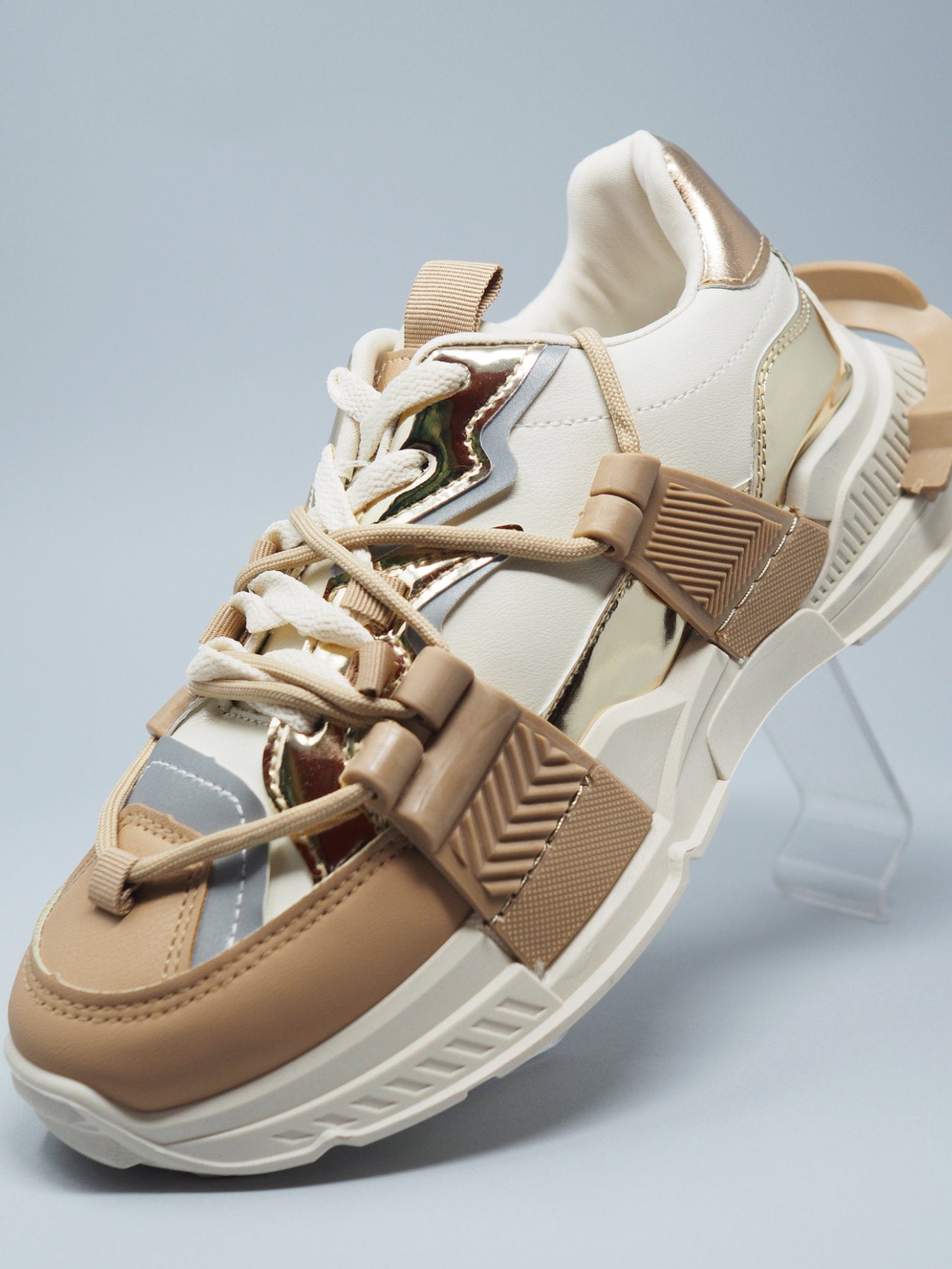 Sneakers con para e lacci doppi