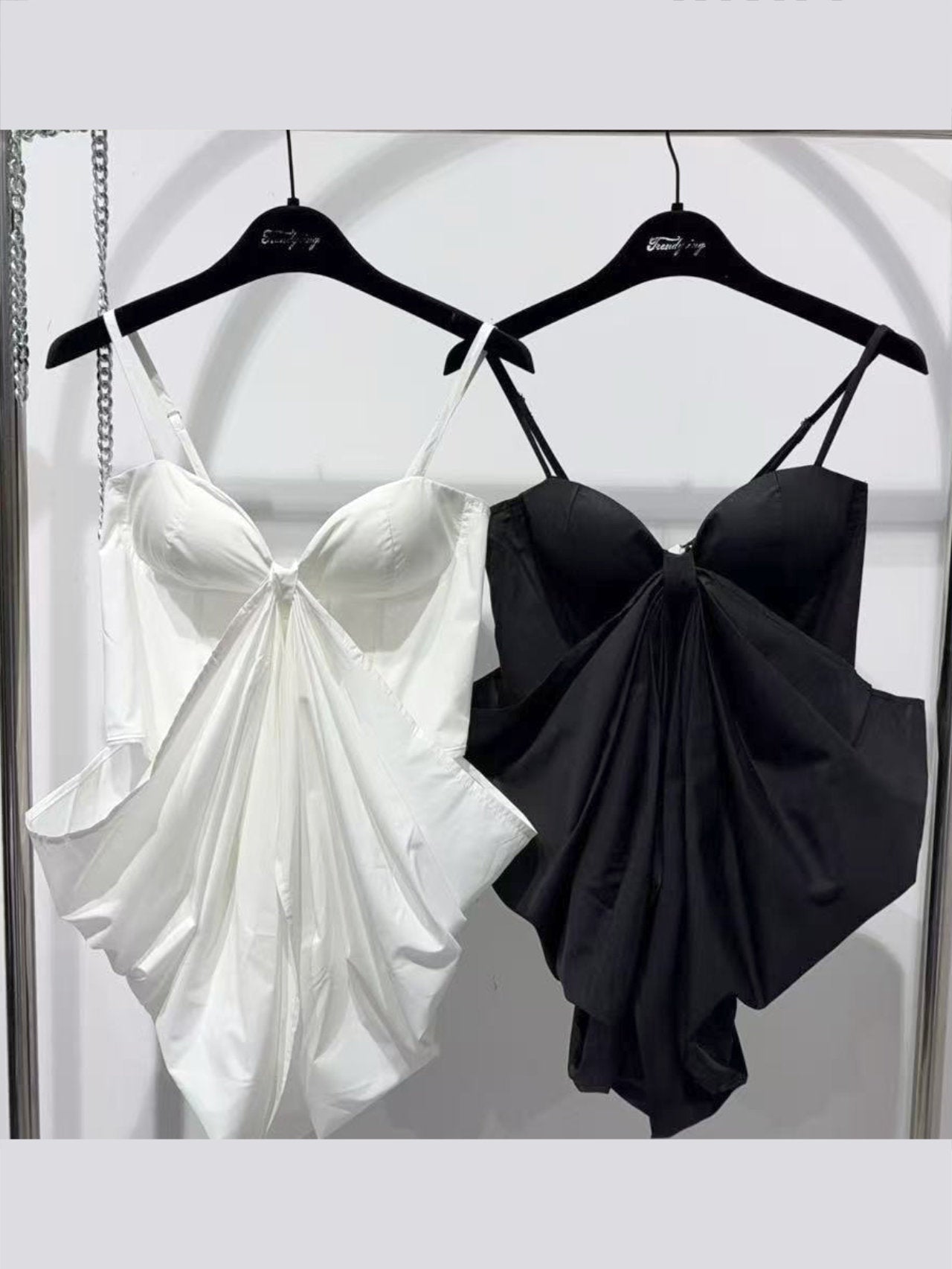 Top con maxi fiocco