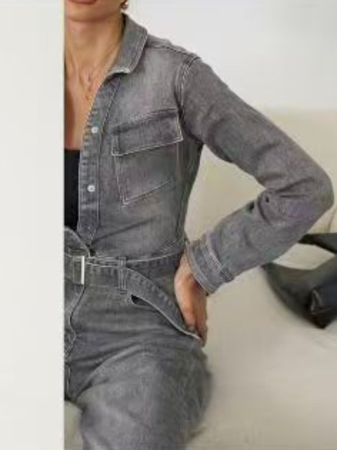 Tuta intera di jeans con cinta