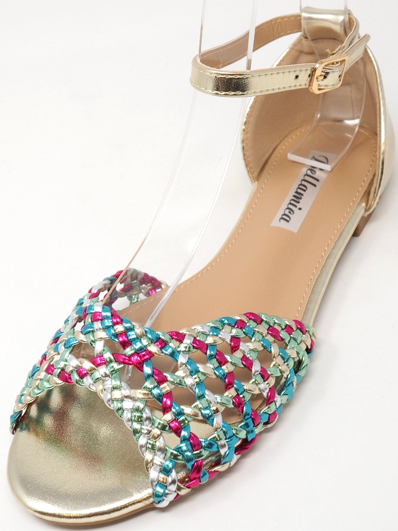 Sandali traforati bassi