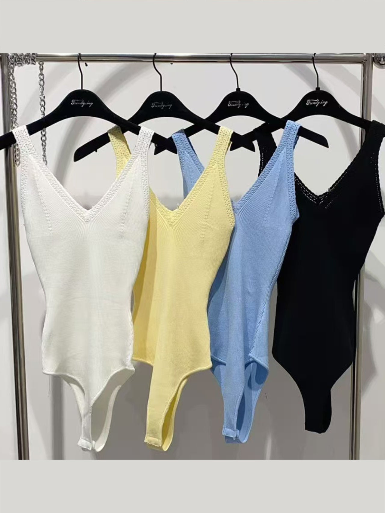 Canotta a body con uncinetto