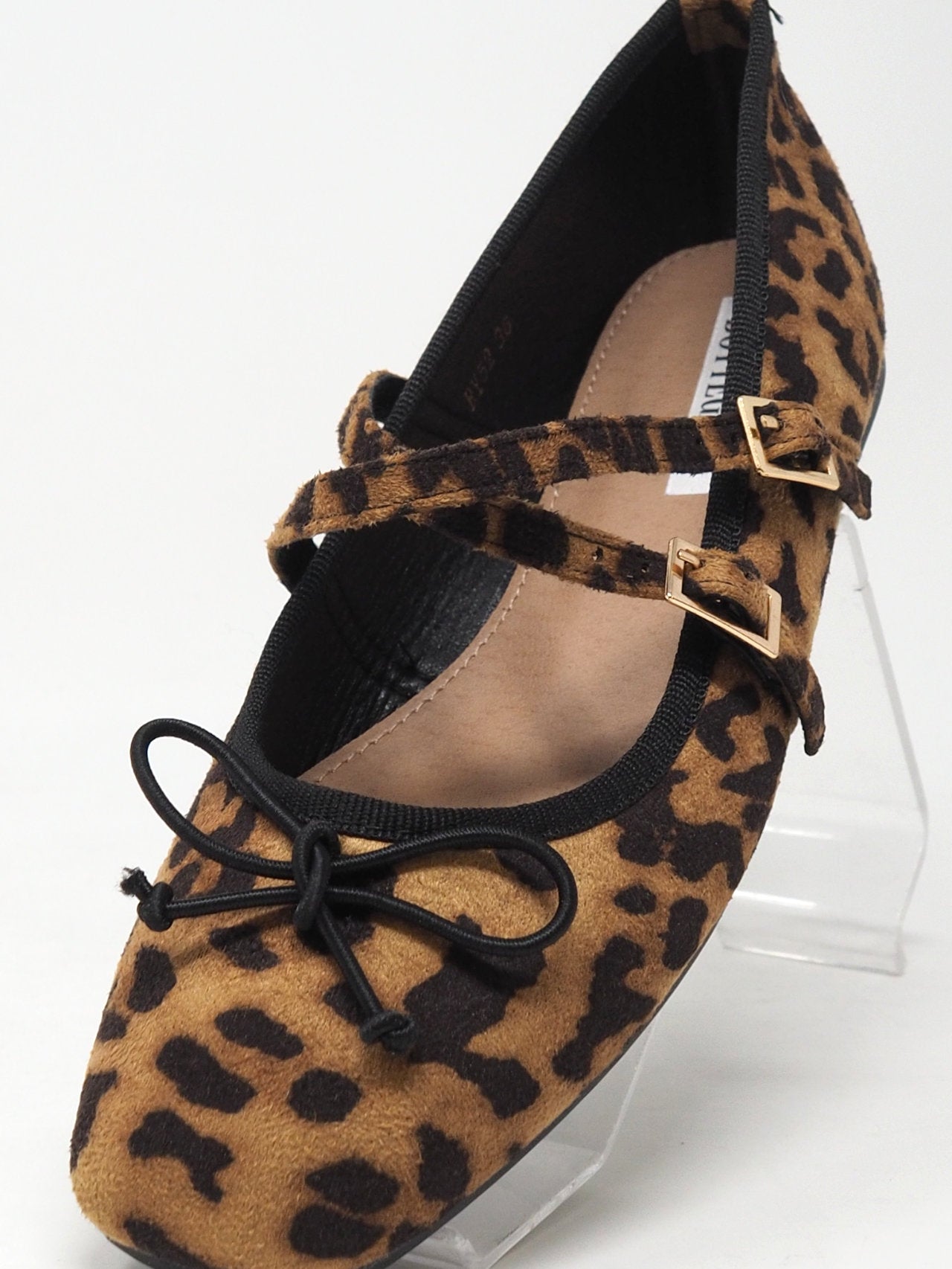 Ballerine con cinturini incrociati