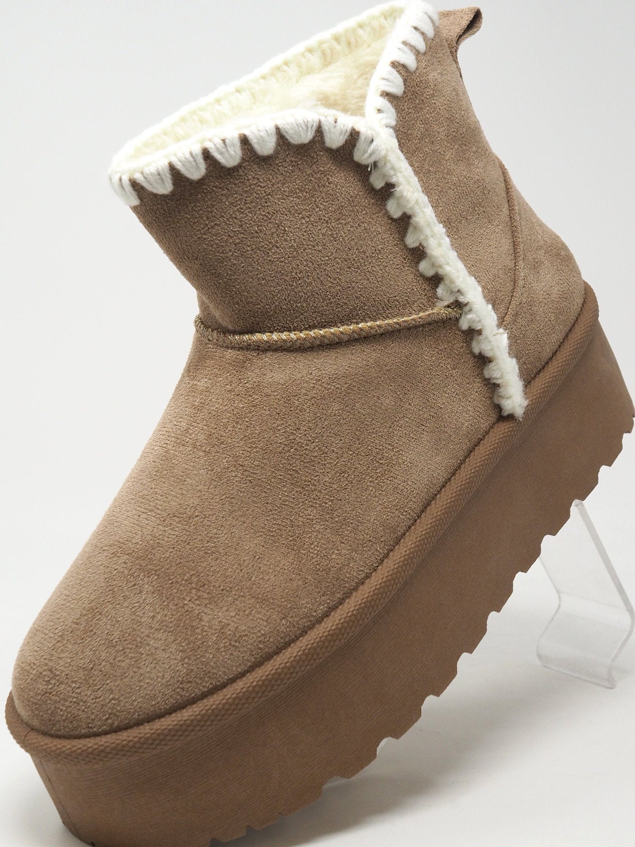 Stivaletti scamosciati