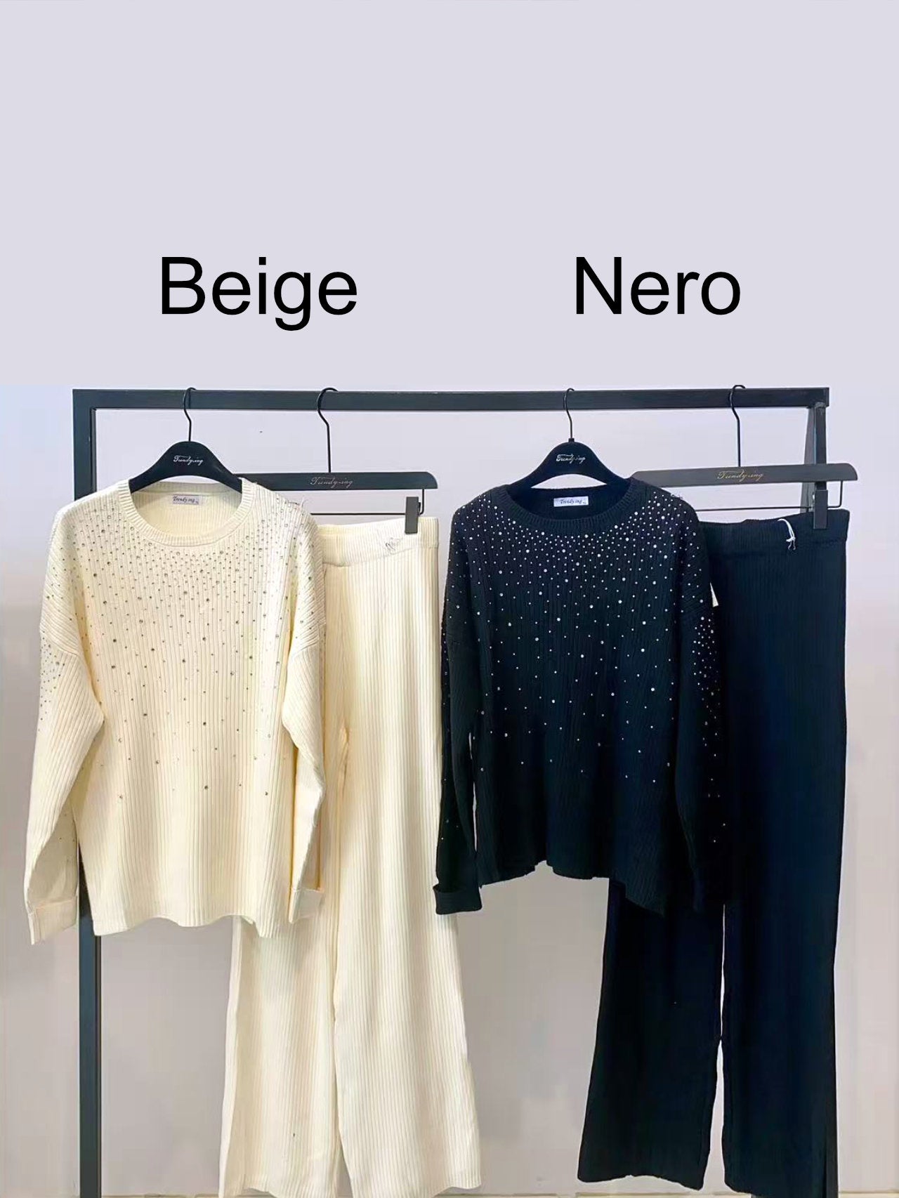 Completo maglia con strass e pantalone