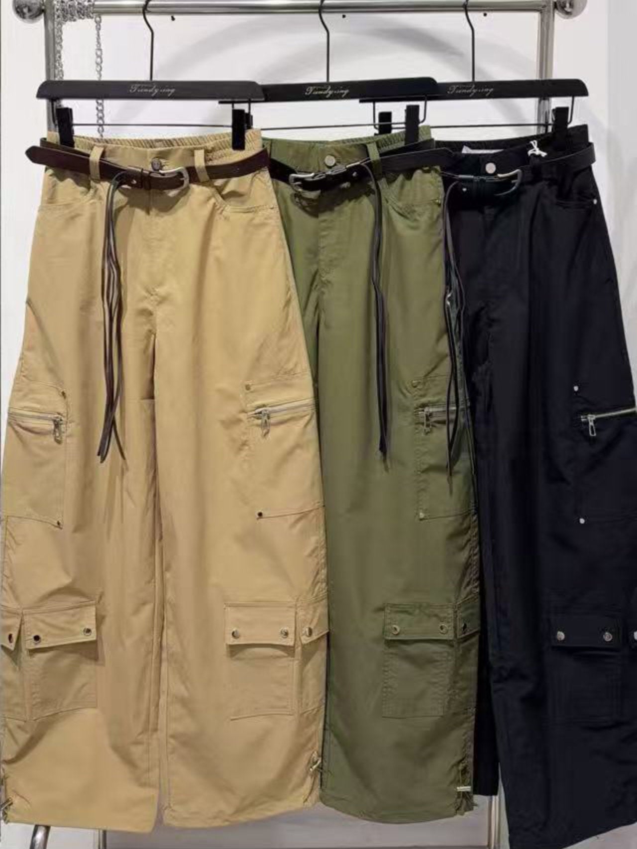Pantaloni baggy cargo