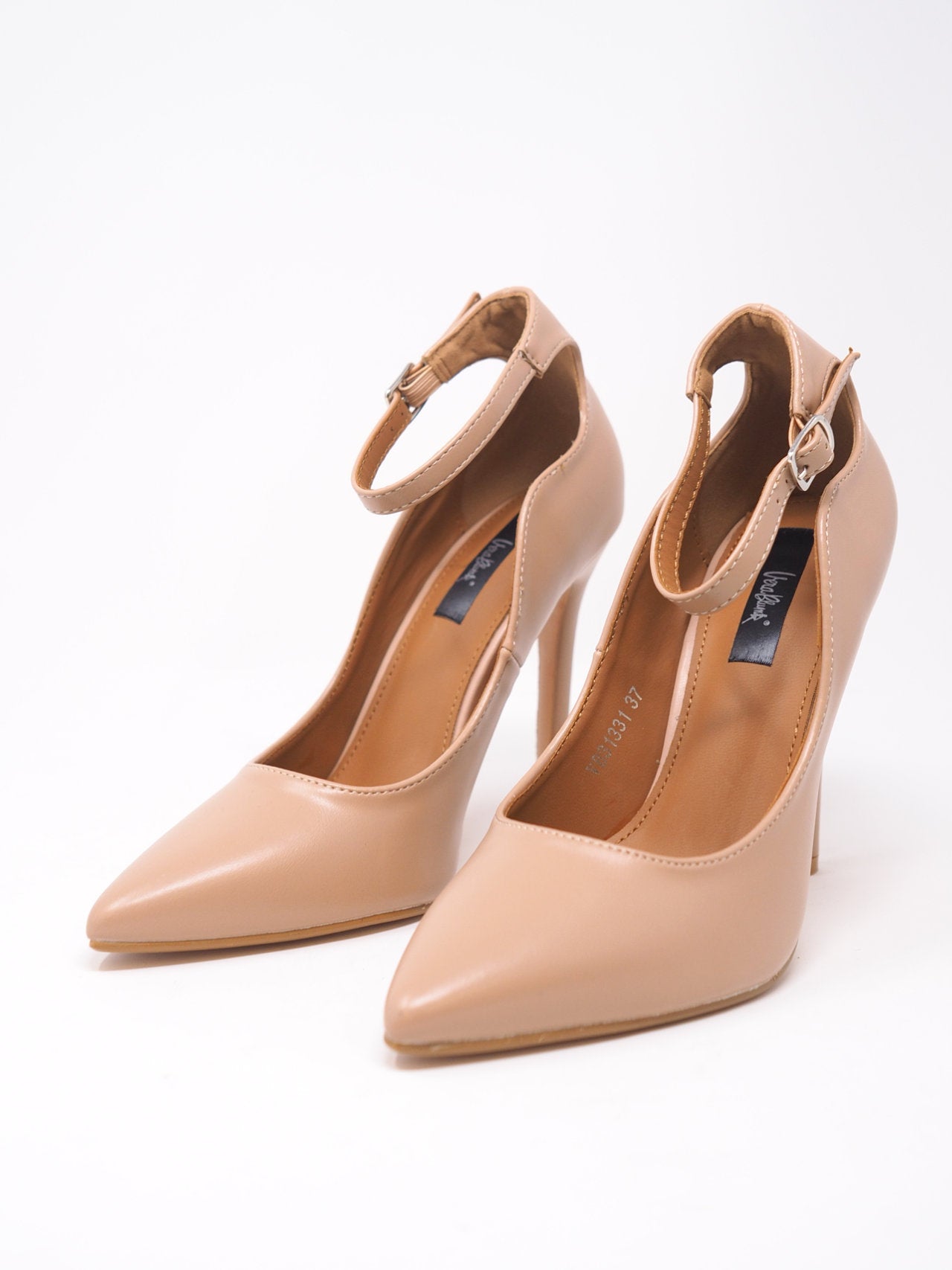 Décolleté a punta con cinturino