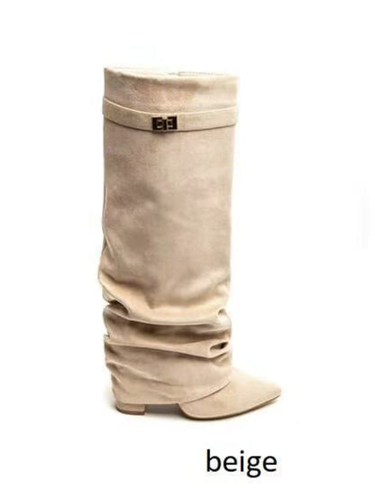 Stivali scamosciati con risvolto