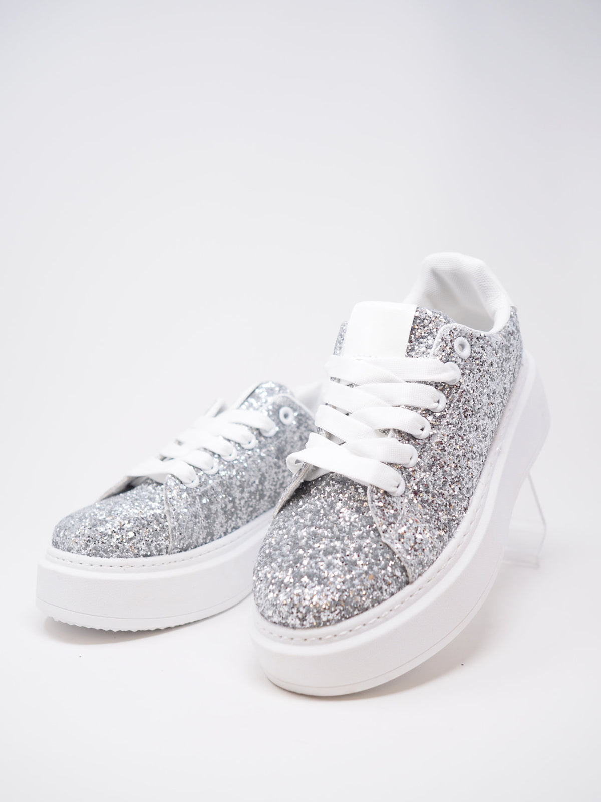 Scarpe Donna LIU JO Sneakers Silvia 82 con Glitter All Over Lavender a Scarpe Donna LIU JO Sneakers Silvia 82 con Glitter All Over Lavender a