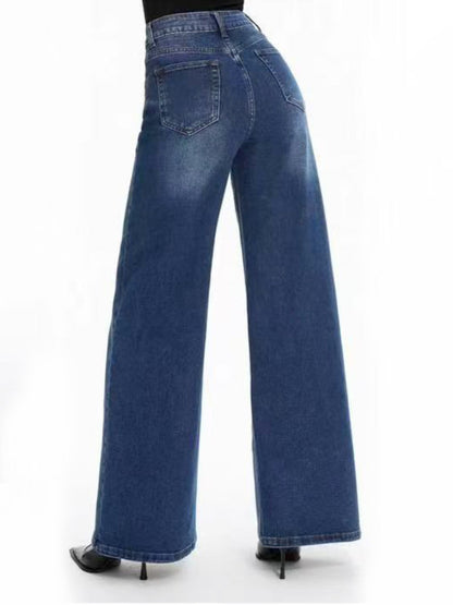Jeans con strass sulle tasche