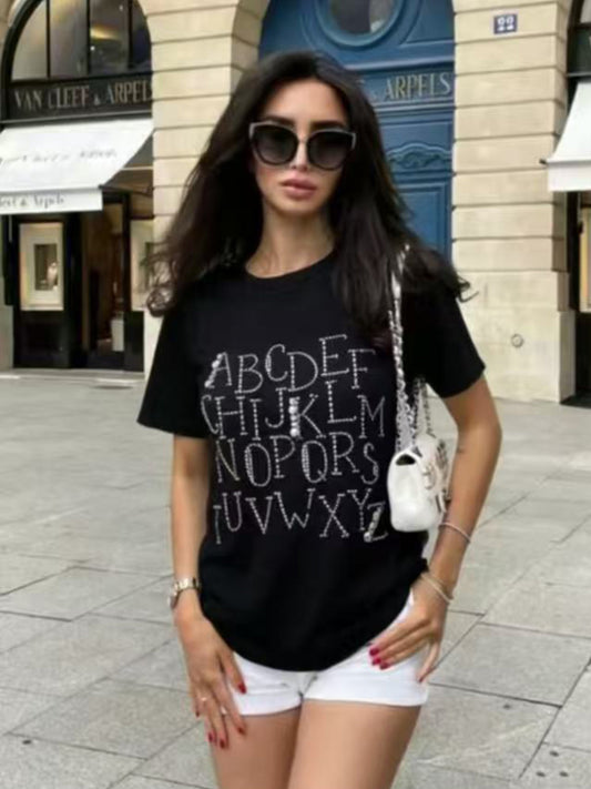 T-shirt con alfabeto