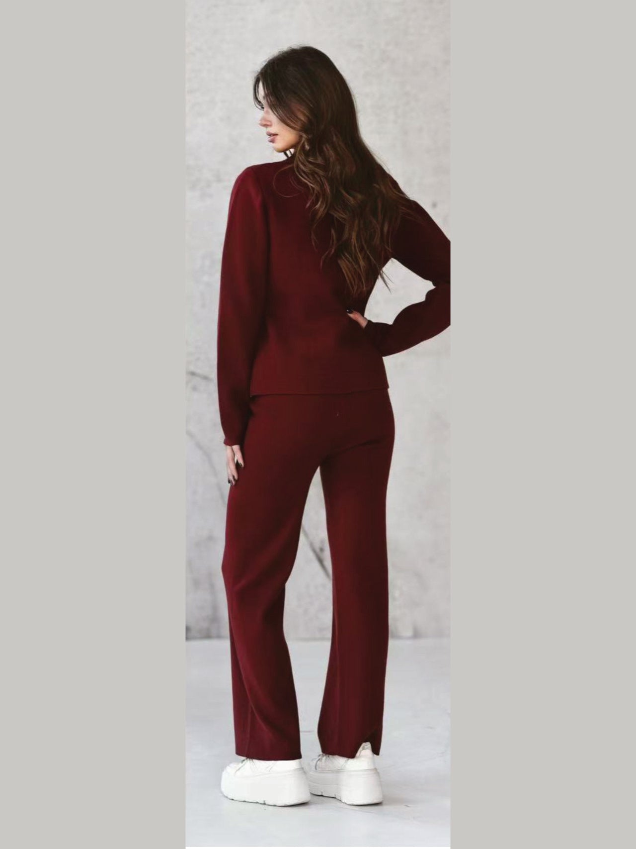 Completo giacca e pantaloni in maglia