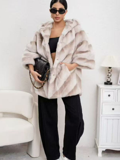 Pelliccia a bande oblique