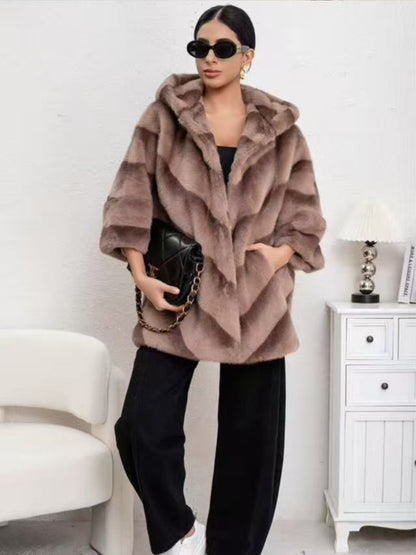 Pelliccia a bande oblique