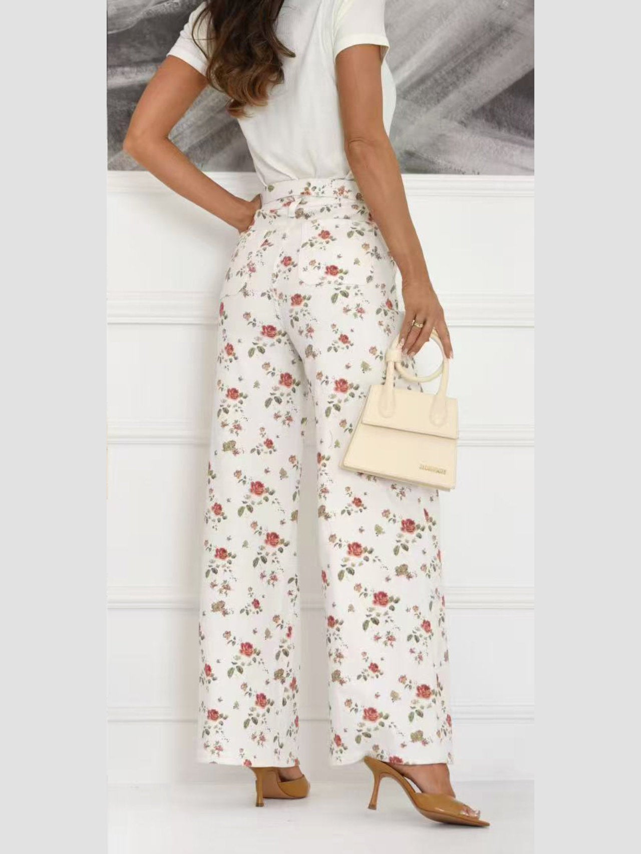 Jeans floreali a palazzo