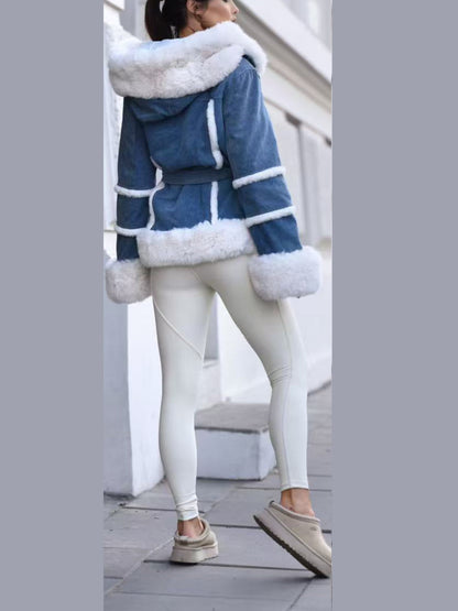 Giubbino jeans con cappuccio e pelliccia