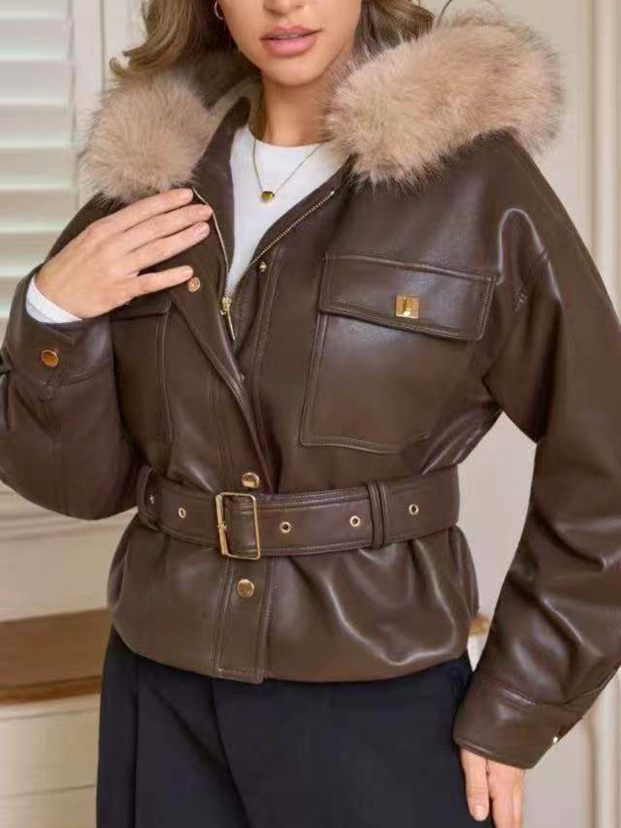 Giubbino con cappuccio e pelliccia