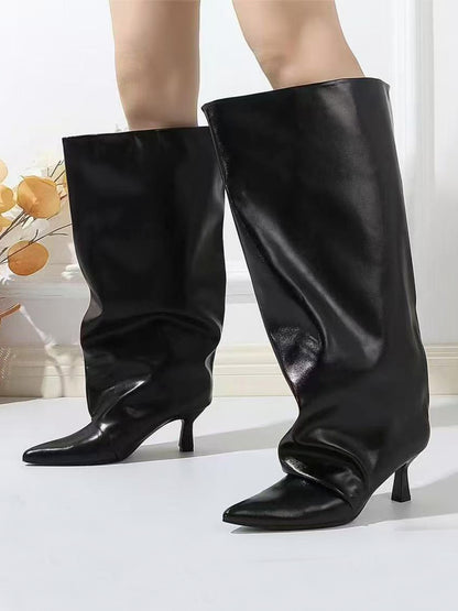 Stivali larghi e morbidi