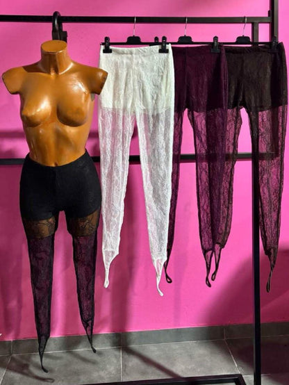 Leggings in pizzo con passante per il dito