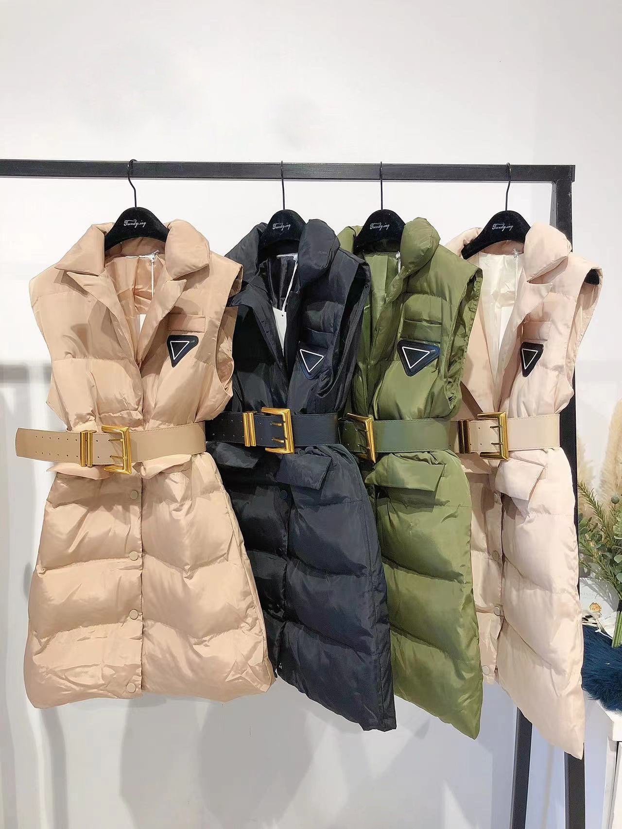 Piumino a gilet a 3 4 con cinta New Line