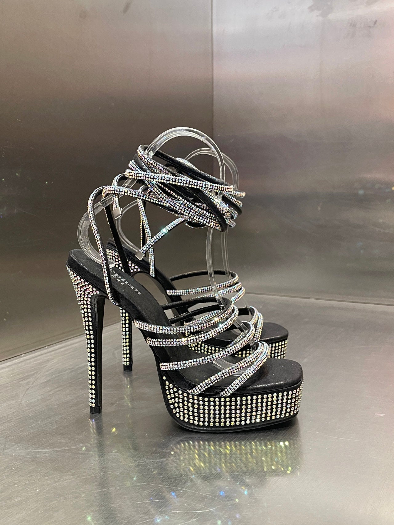 Rosalia - Décolleté Donna Cinturino Tacco Spillo Basso Borchie Elegant – Primi Tacchi Rosalia - Décolleté Donna Cinturino Tacco Spillo Basso Borchie Elegant – Primi Tacchi
